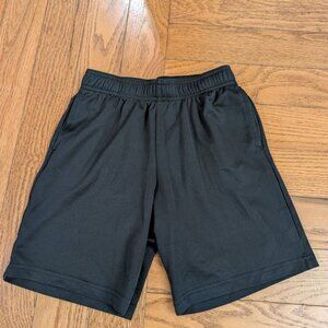 All in Motion Boys Black Shorts Age 8-10 years